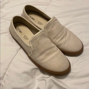 Toms Canvas slip ons